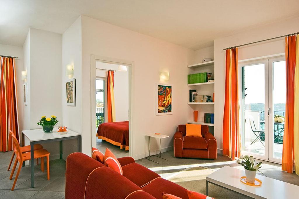 Le Capannelle Aparthotel 2*